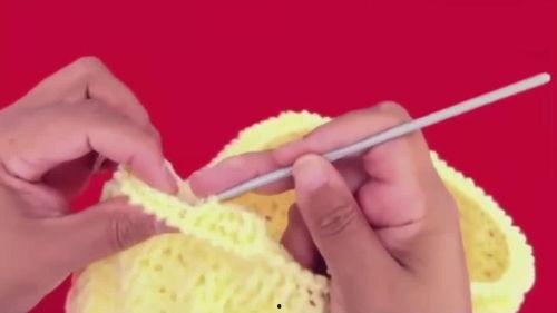 成人毛线护耳帽教程视频,跟随视频教程制作时尚成人毛线护耳帽